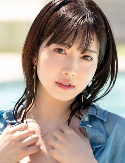 Shiraiwa Tomo (Shiraiwa Tomo) Profile Photo